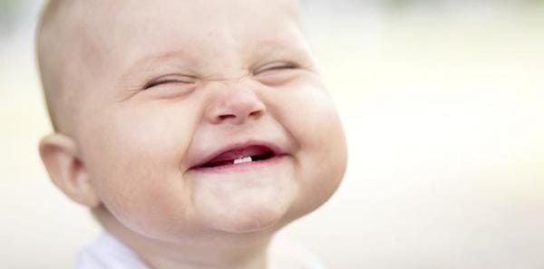 denticion dolor de encias